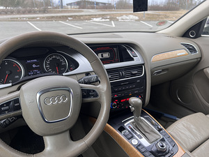 Audi A4 B8 (5 фото из 7)