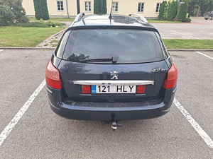 Peugeot 407 (2 фото из 7)