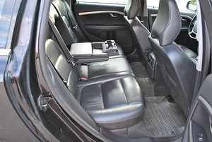 VOLVO V70 MOMENTUM 2012 (7 фото из 15)