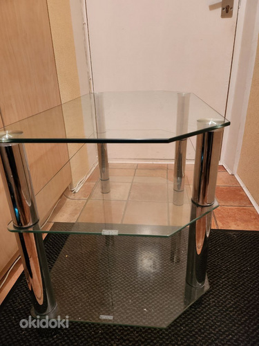 Стеклянный столик (фото #2)