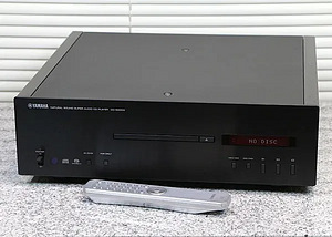Hi-End Yamaha CD-S2000+ võimendi Yamaha A-S2000 (2 foto / 9)