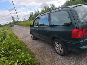 Volkswagen Sharan varuosadena (4 foto / 10)