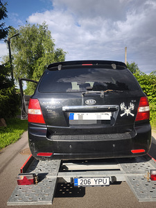Kia Sorento varuosadena (2 foto / 10)