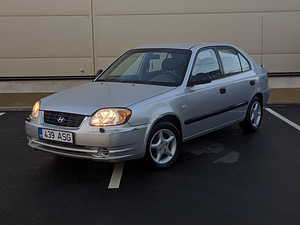 Hyundai Accent (1 foto / 9)