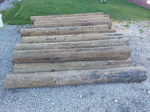 Postid immutatud pikkus 2 meetrit, läbimõõt 250mm (2 foto / 2)