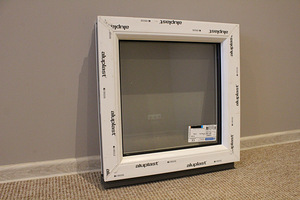 Mitteavatav plastic (PVC) aken