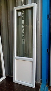 Plastikust (PVC) vertikaalsed vaateaken
