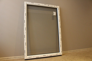 Mitteavatav plastic (PVC) aken, laiusega 1000 mm (5 foto / 8)