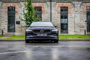 Продается Volvo V90 (2 фото из 15)