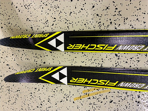 Kvaliteetsed Fisher SPRINT CROWN Junior 140 cm murdmaasuusad (7 foto / 7)