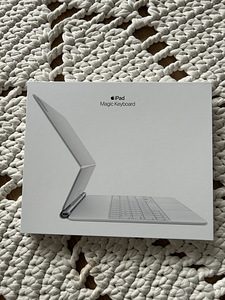 Apple Magic Keyboard, iPad Pro 12,9'' (3.-5. gen), INT (3 foto / 3)