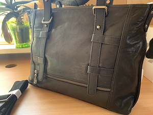 Armani Jeans kott (5 foto / 6)