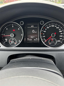 Volkswagen Passat 2.0 103KW (7 foto / 7)