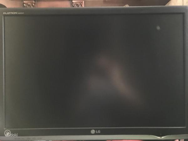 Monitor LG Flatron W2600HP 26 " (foto #1)