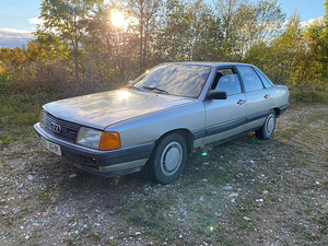1983 Audi 100 C3 1.9 74kW r5 (2 foto / 12)