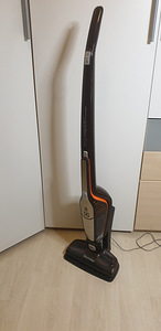 Varstolmuimeja akude vahetus Electrolux, Philips, Bosch (8 foto / 10)