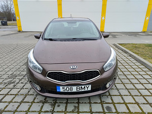 Kia ceed 1.4 Comfort SE 2014 (2 foto / 15)