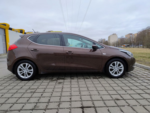 Kia ceed 1.4 Comfort SE 2014 (4 foto / 15)