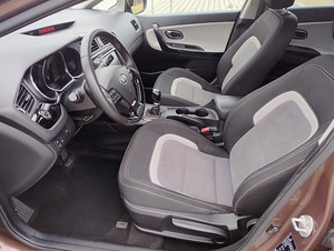 Kia ceed 1.4 Comfort SE 2014 (9 foto / 15)