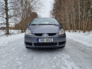 Mitsubishi Colt 1.5 80 kw (8 foto / 15)