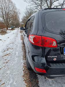 Hyundai Santa Fe 2.7 V6 139 kW 7-kohaline nelikvedu (8 foto / 15)