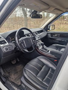 Land Rover Range Rover Sport 2011 3.0 vahetatud mootoriga! (12 foto / 14)