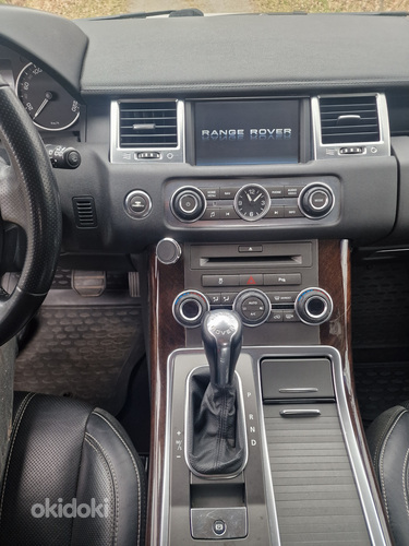 Land Rover Range Rover Sport 2011 3.0 с замененным двигателе (фото #14)