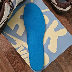 (47.5) Travis Scott x Nike Zoom Field Jaxx Leche Blue (7 foto / 8)