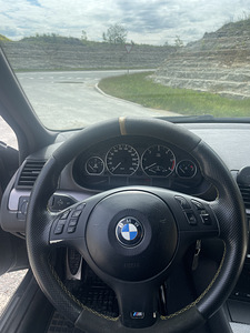 BMW 330d 150kw Individual (10 foto / 12)