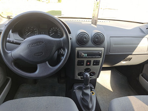 Dacia Logan. 1,6b.Heas Korras. 7 kohta! (8 foto / 12)