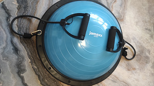 Bosu pall. Tasakaalupall.
