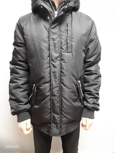 Новая теплая мужская куртка с капюшоном черного цвета, L (фото #3)