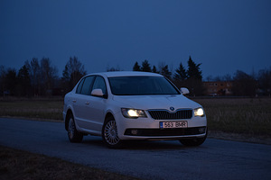Skoda Superb 2.0 103kW (4 foto / 6)