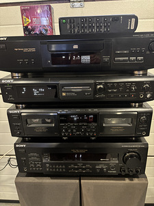 SONY HI FI ЦЕНТР (1 фото из 2)