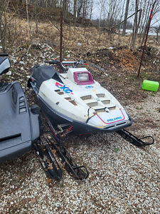 Снегоход polaris (3 фото из 3)