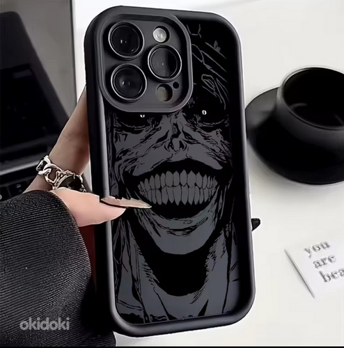 Продам чехол на iPhone 16 plus