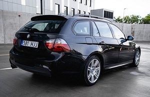 BMW 330 M-pakett (2 foto / 12)