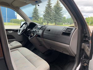 Volkswagen Transporter (5 foto / 8)