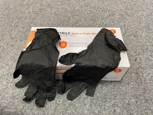 Одноразовые нитриловые перчатки 200шт/упак, черные, размер S (фото #2)