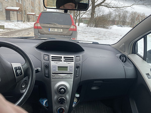 Müüa Toyota (5 foto / 7)