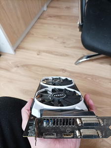 Видеокарта mSI Radeon R9 380 2Gb (1 фото из 1)