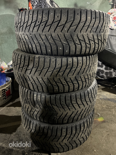 Зимние шины 225/45 R18