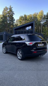 Mitsubishi outlander 2014 (4 foto / 14)