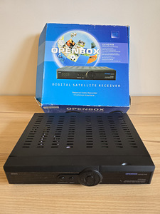 SAT RECEIVER (1 foto / 1)