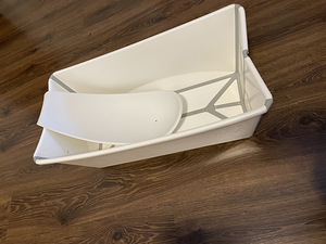Ванна Stokke 66*24*35 (3 фото из 3)