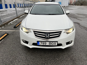 Honda Accord Type S (2 foto / 6)