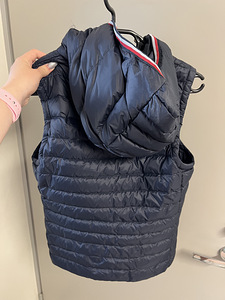 Tommy Hilfigeri vest (2 foto / 3)