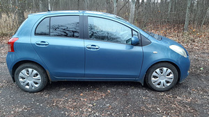Toyota Yaris 2006 (Тойота Ярис) (4 foto / 15)