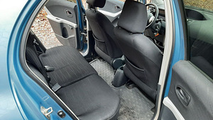 Toyota Yaris 2006 (Тойота Ярис) (12 foto / 15)