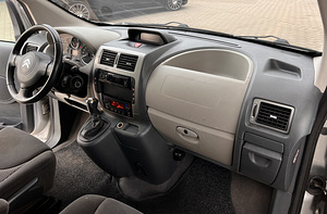 Citroen Jumpy LONG Multispace exclusive 2.0 120kW (10 foto / 10)